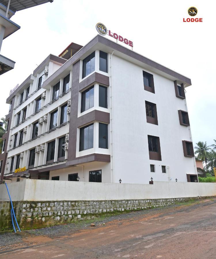 S.K Lodge Dharmastala Exterior foto